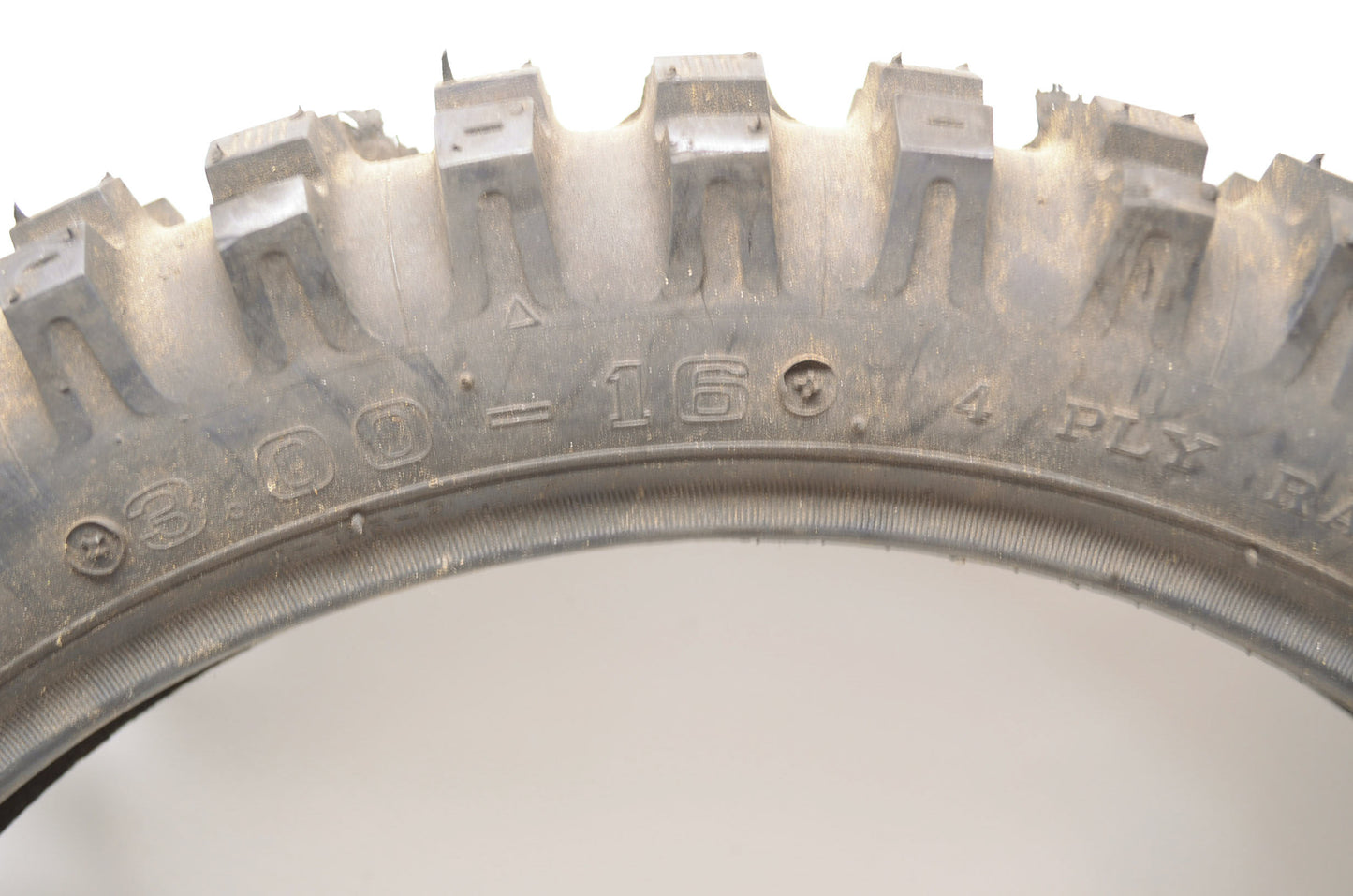 NEW Chen Shin Tire 3.00-16