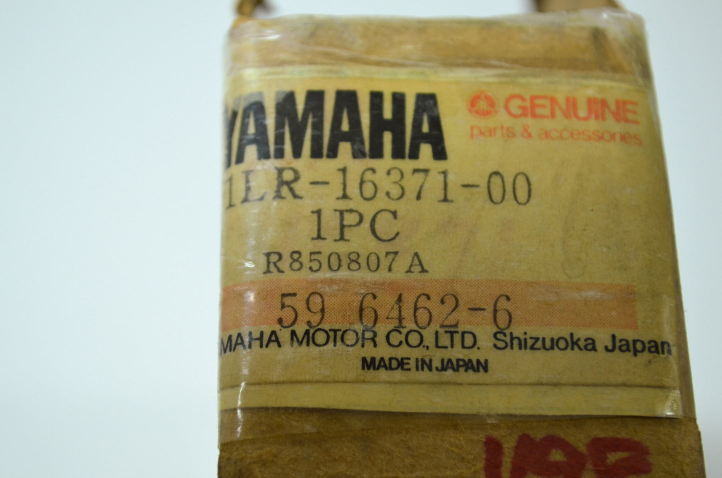 OEM Yamaha 1LR-16371-00-00 Clutch Boss NOS