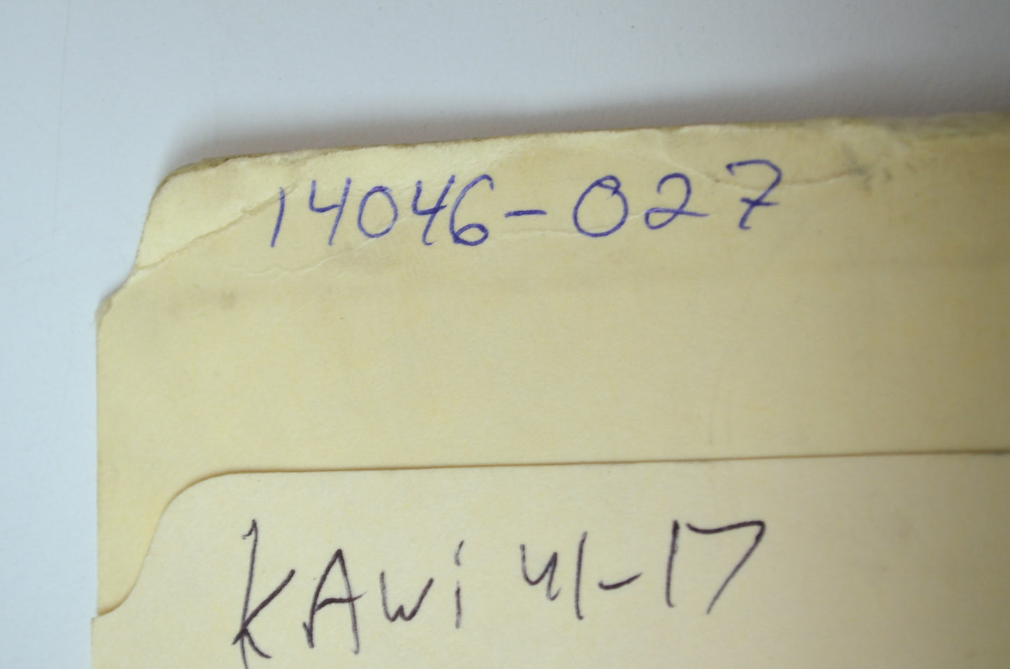 OEM Kawasaki 14046-027 Right Engine Cover Gasket NOS
