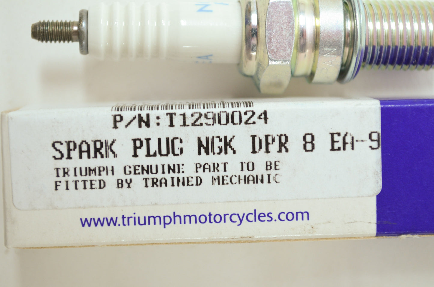 NEW OEM Triumph Spark Plugs QTY 3 Daytona America Speed Triple Sprint T1290024 N
