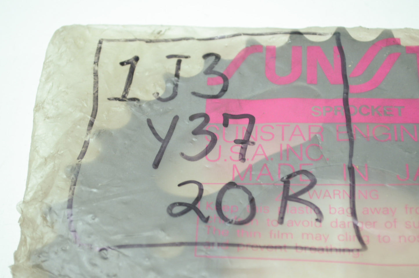 NEW Sunstar Yamaha Sporcket 37T 1977-1981 XS400 RD400 1J3-25437-20-00 NOS