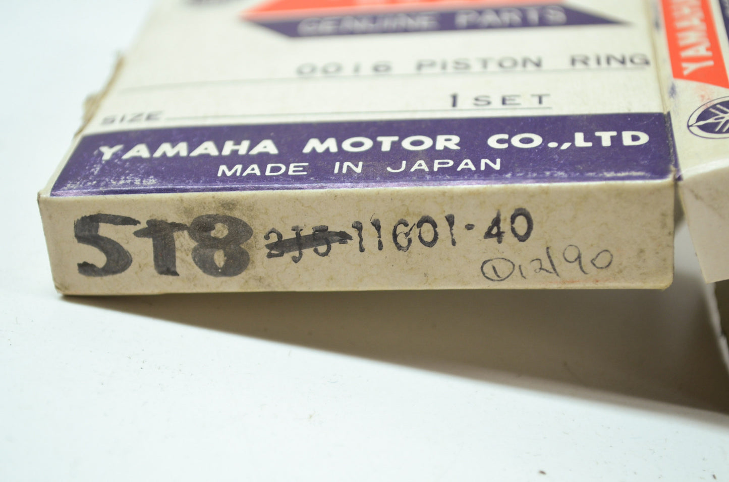OEM Yamaha 5T8-11601-40-00 Piston Ring 4th Set NOS