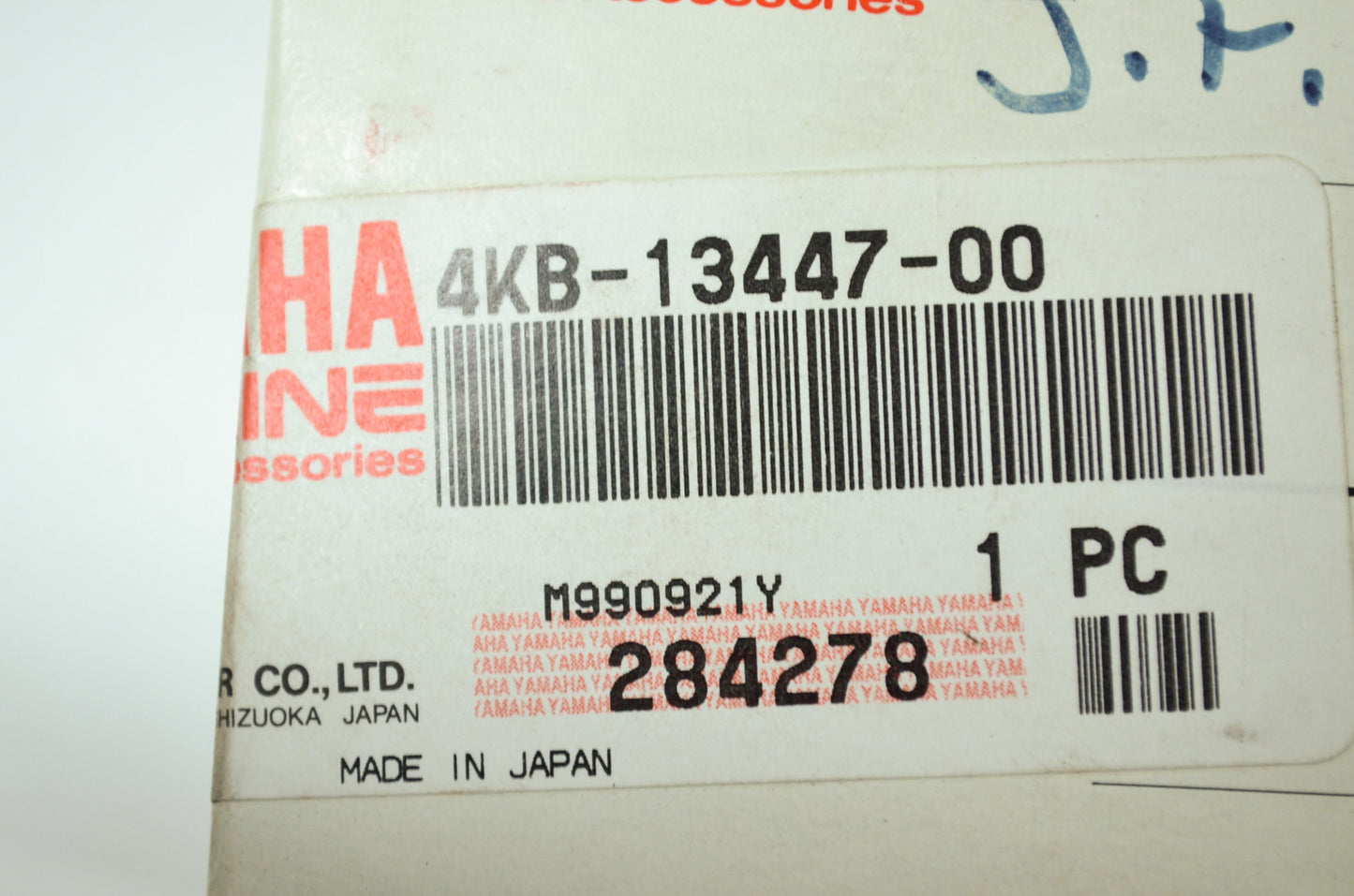 OEM Yamaha 4KB-13447-00-00 Oil Element Cover NOS