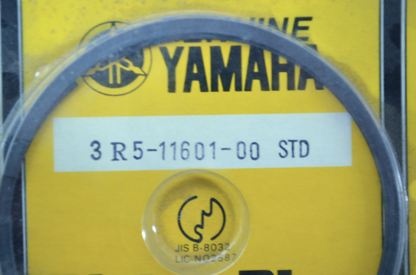 OEM Yamaha 3R5-11601-00-00 Piston Ring Set STD NOS