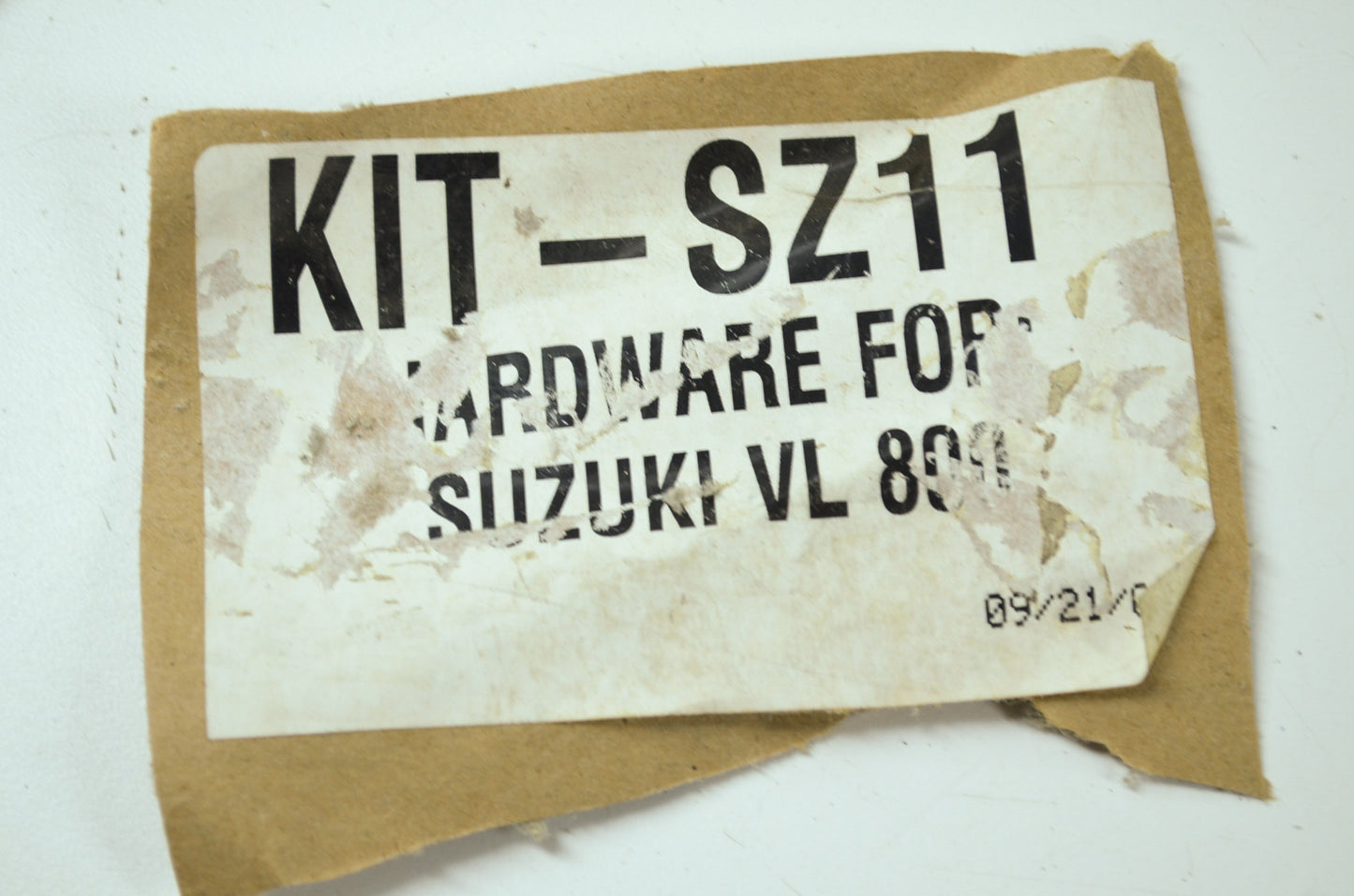 NEW OEM Suzuki 9'' Windshield Kit VL800 Fats/Slims Volusia MEM-9929 NOS