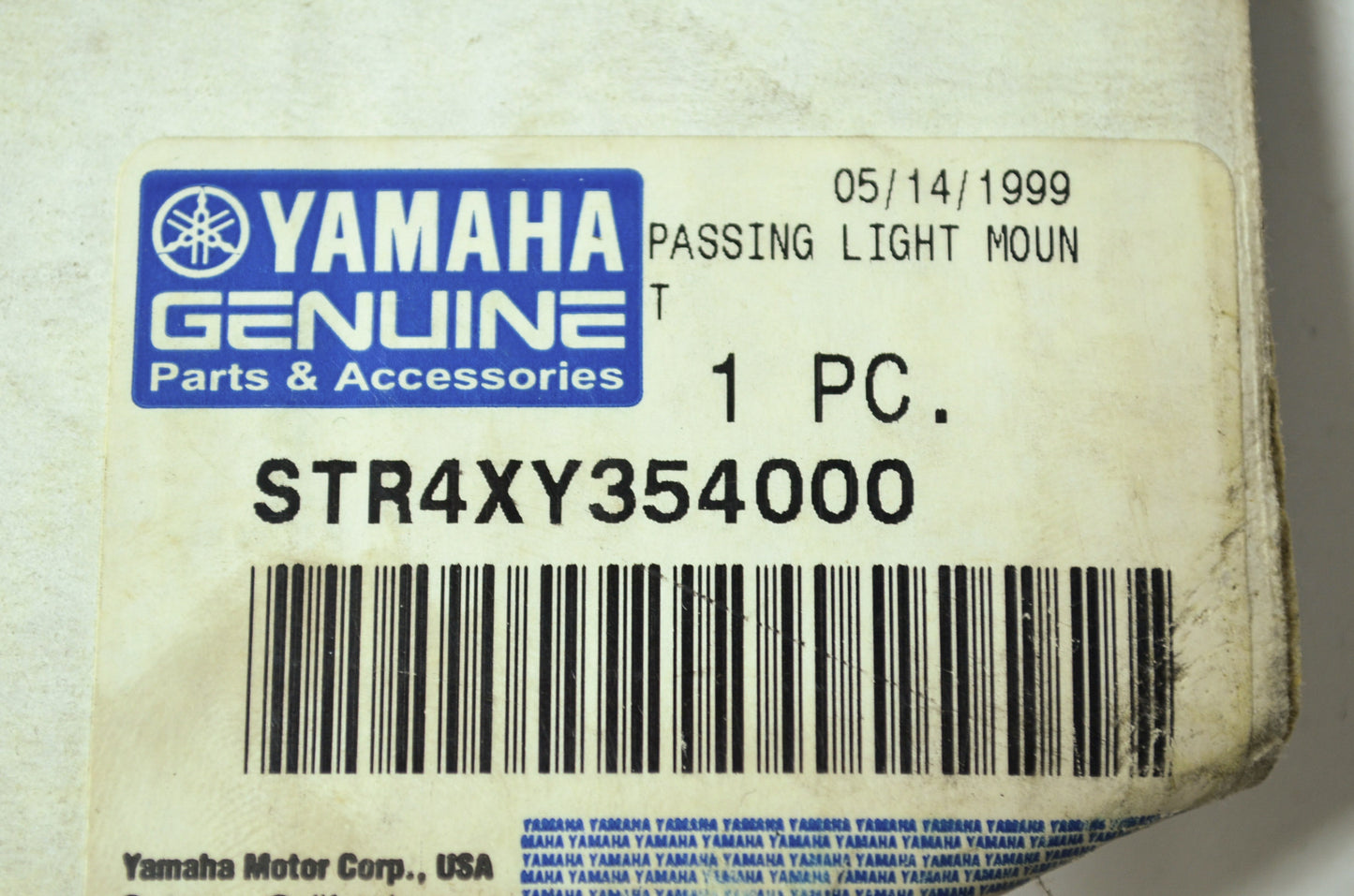NEW OEM Yamaha Passing Light Mount Royal Star Venture STR-4XY35-40-00 NOS