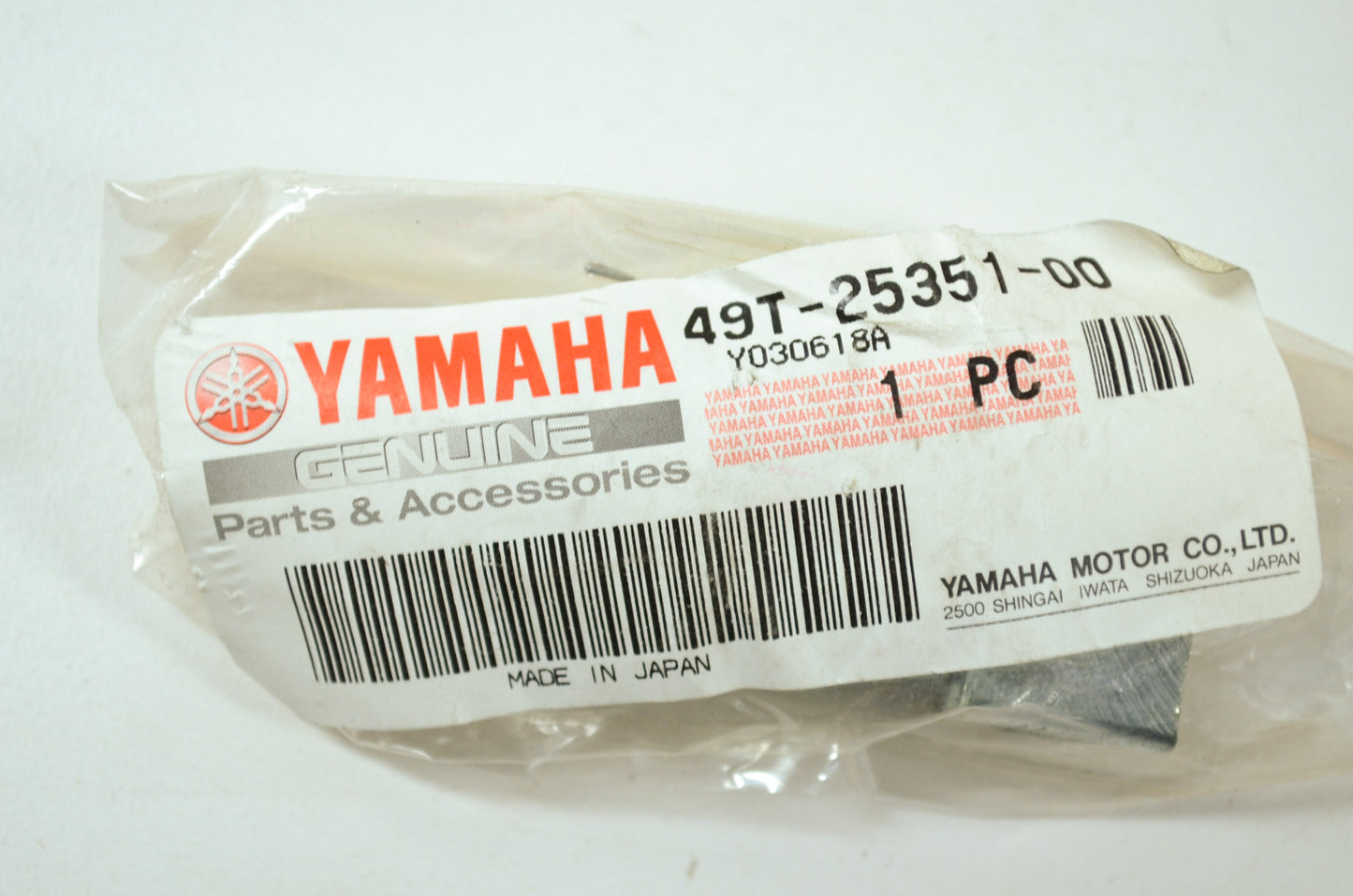OEM Yamaha 49T-25351-00-00 Camshaft NOS