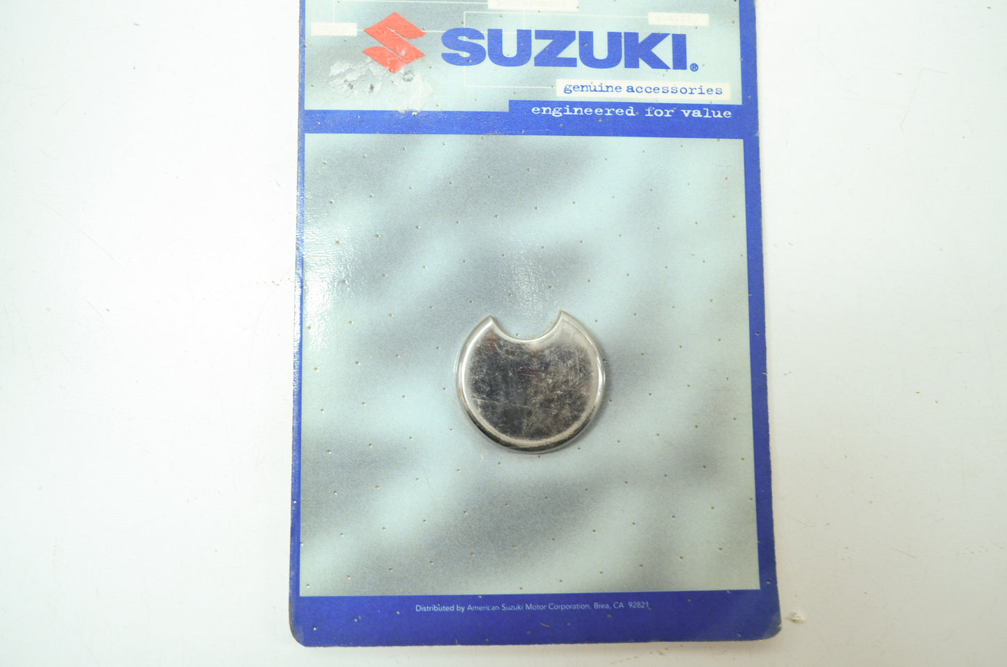 NEW OEM Suzuki Rear Axle Cover 98-03 VL1500 Intruder 1500 99950-70208 NOS