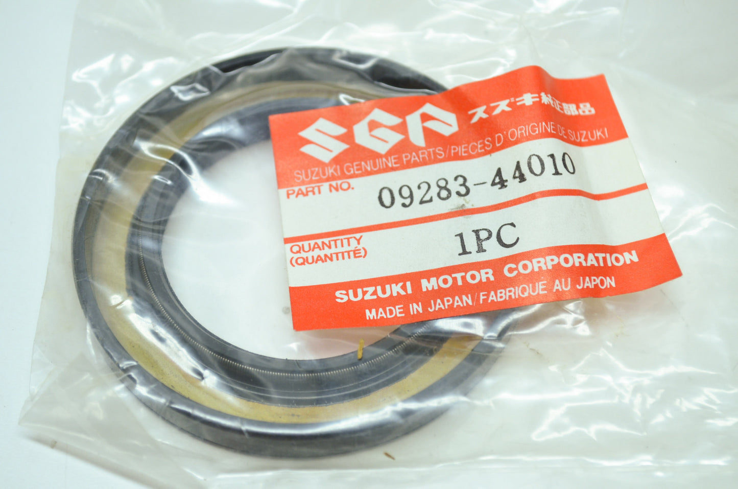 OEM Suzuki 09283-44010 Oil Seal 44X68X NOS