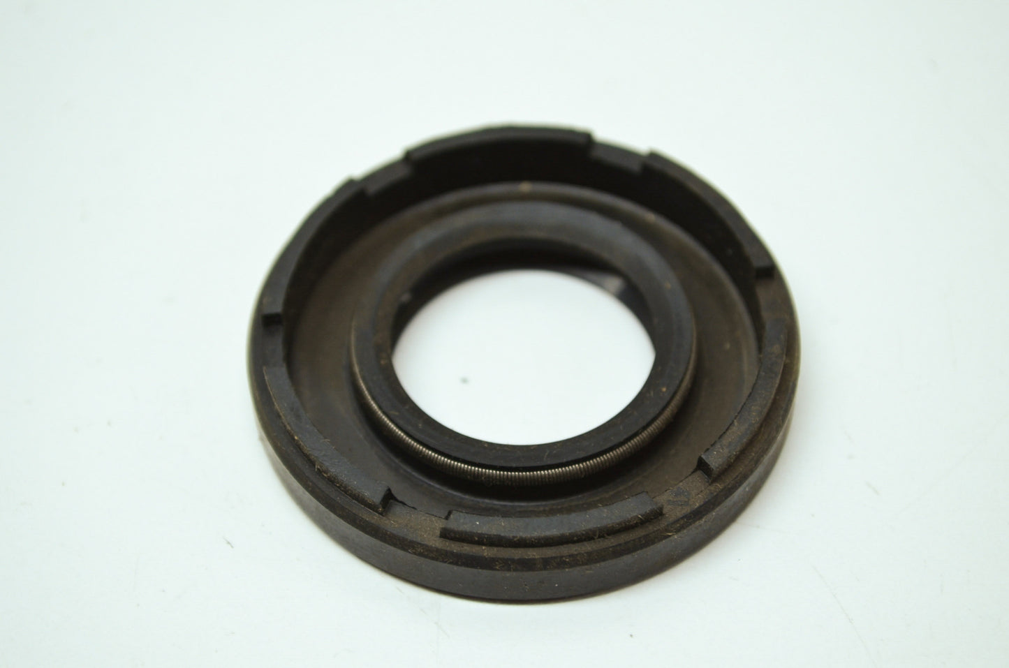 NEW OEM Suzuki Crank Shaft Seal 1968 150-S32-3 09283-26003 NOS