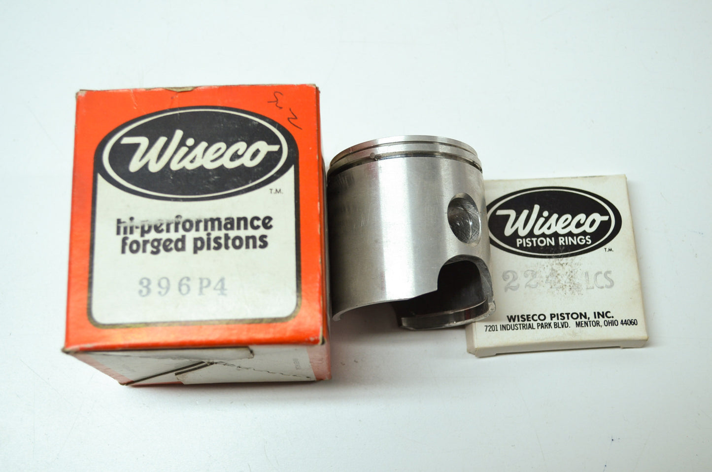 NEW Suzuki Wiseco Piston Set 75-76 RM125 396P4 NOS