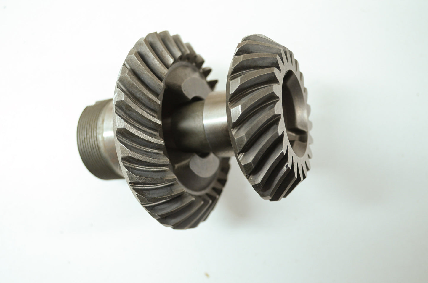 NEW OEM Yamaha Middle Gear Royal Star Midnight Venture XVZ13 26H-W1751-02 NOS