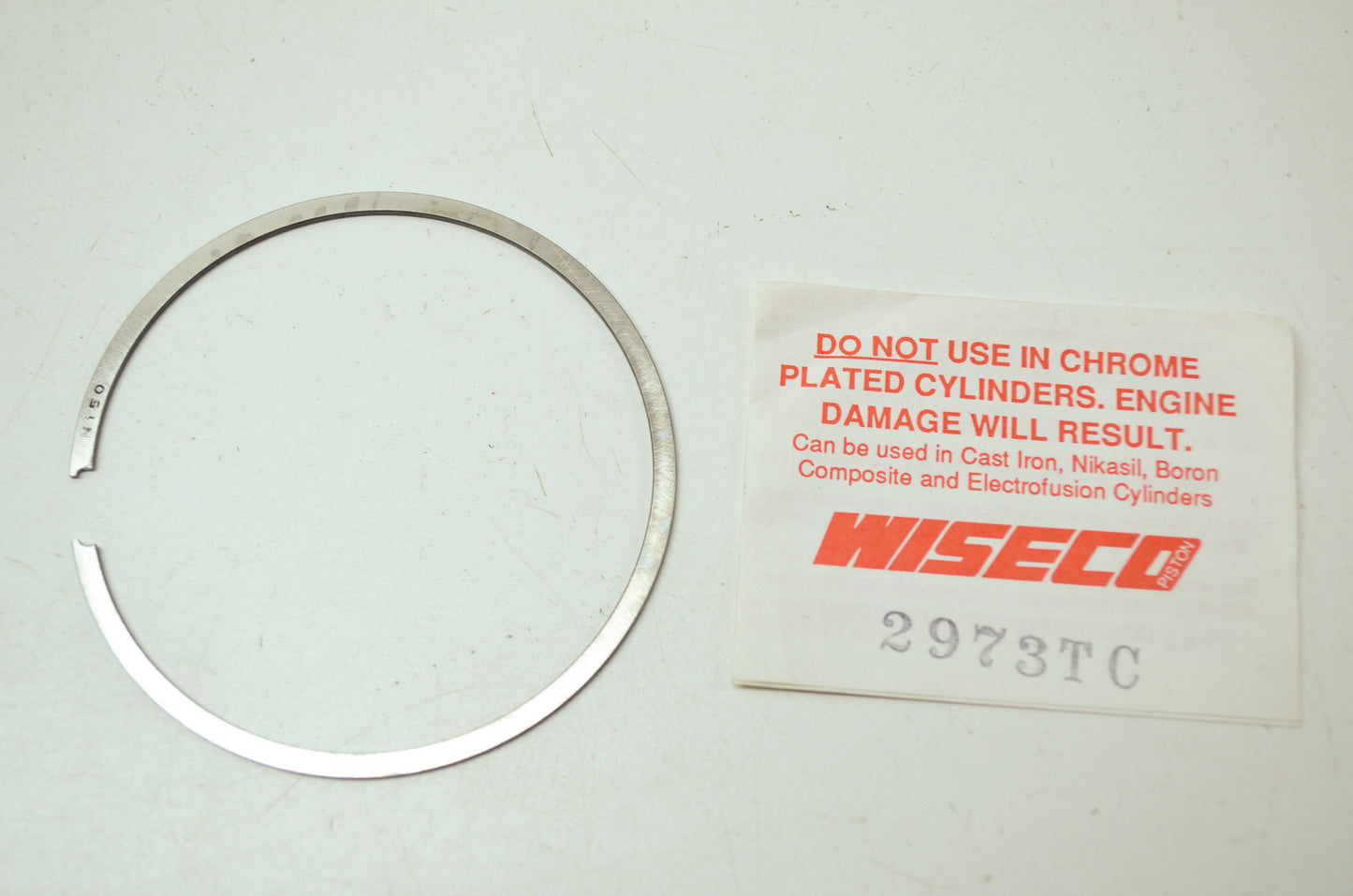 NEW Wiseco Piston Ring Kawasaki 82-88 JS550 2973TC NOS