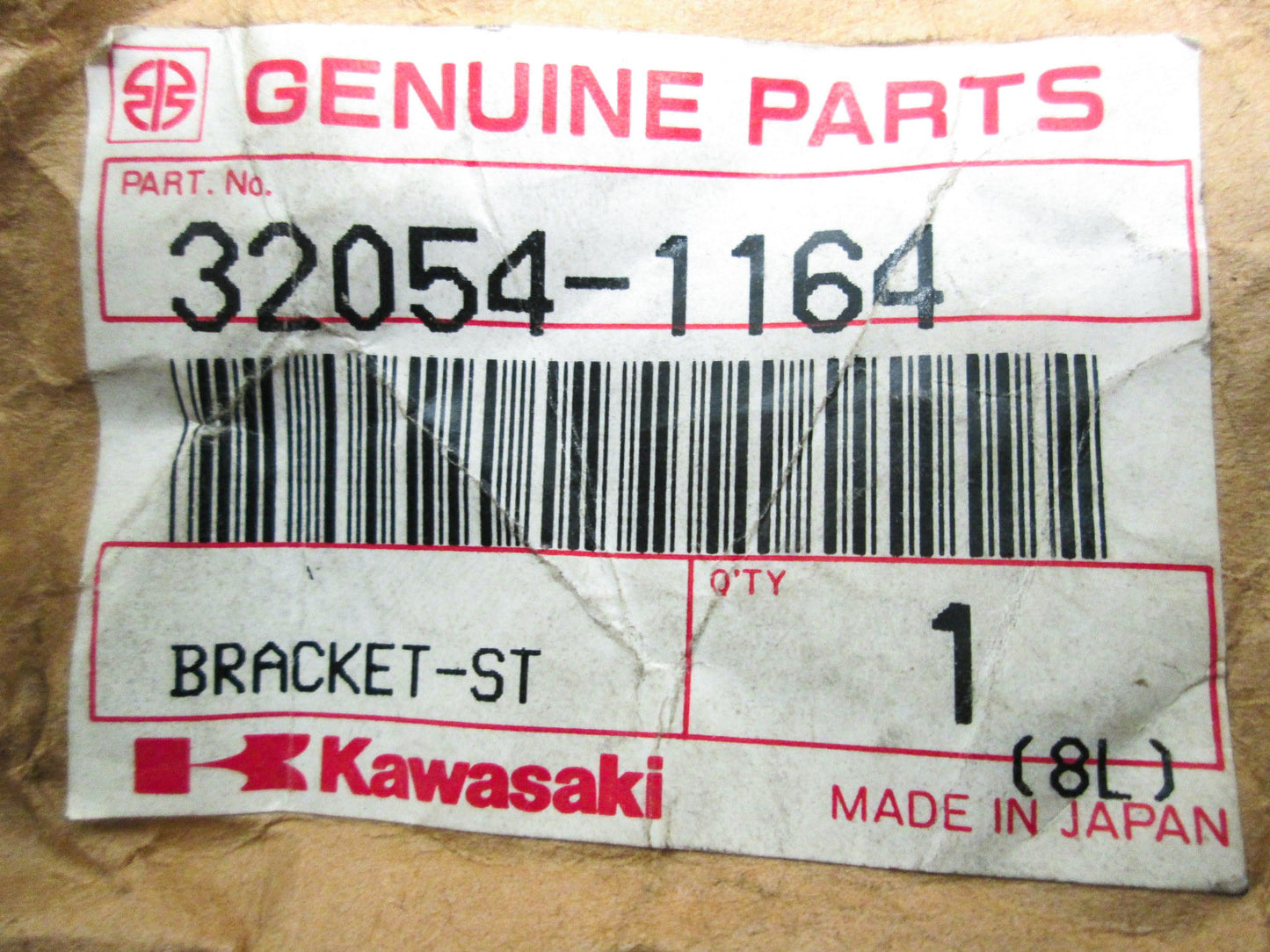 OEM Kawasaki 32054-1164 Step Bracket NOS