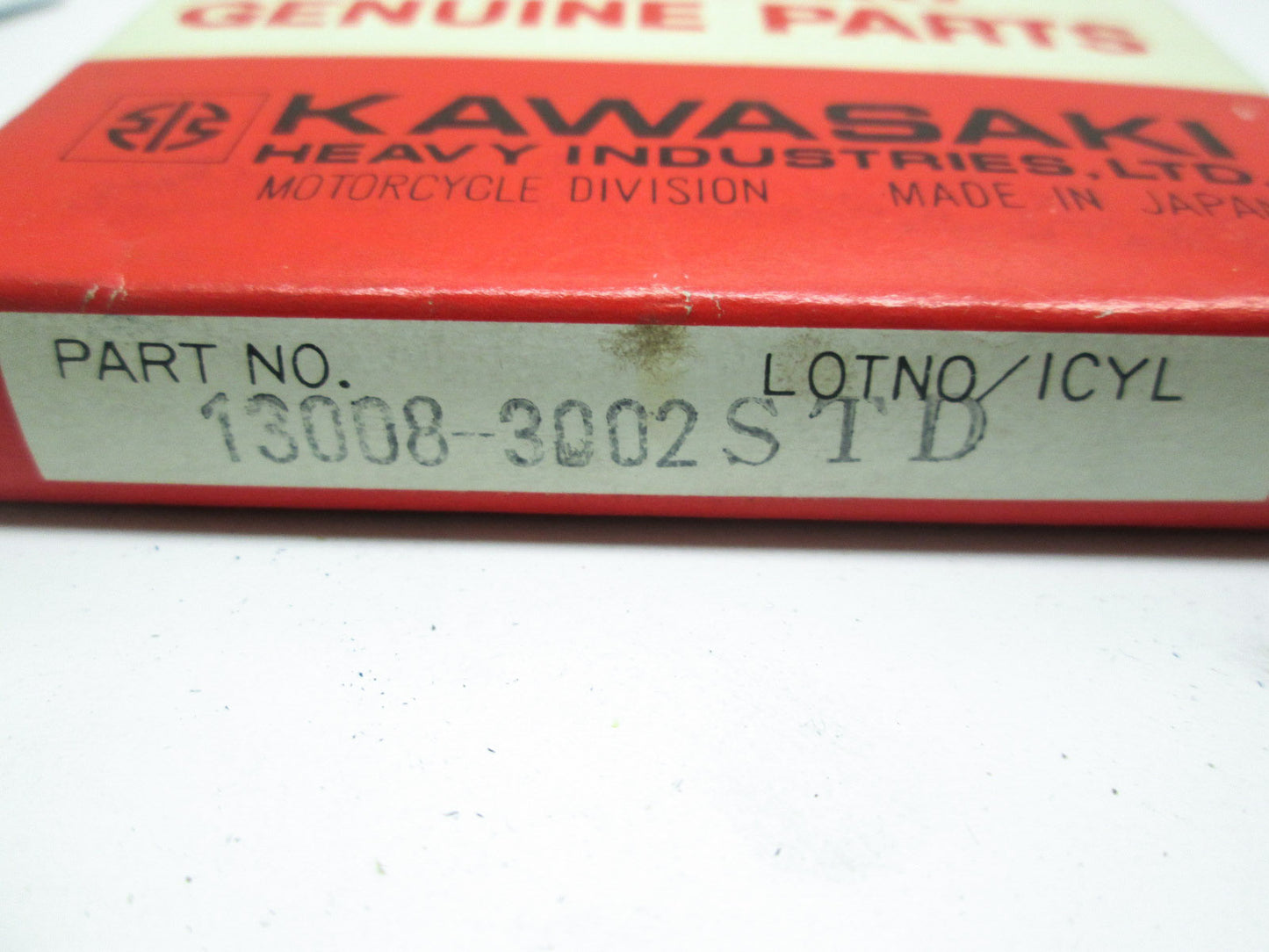 NEW OEM Kawasaki Piston Ring Set 13008-3002 NOS
