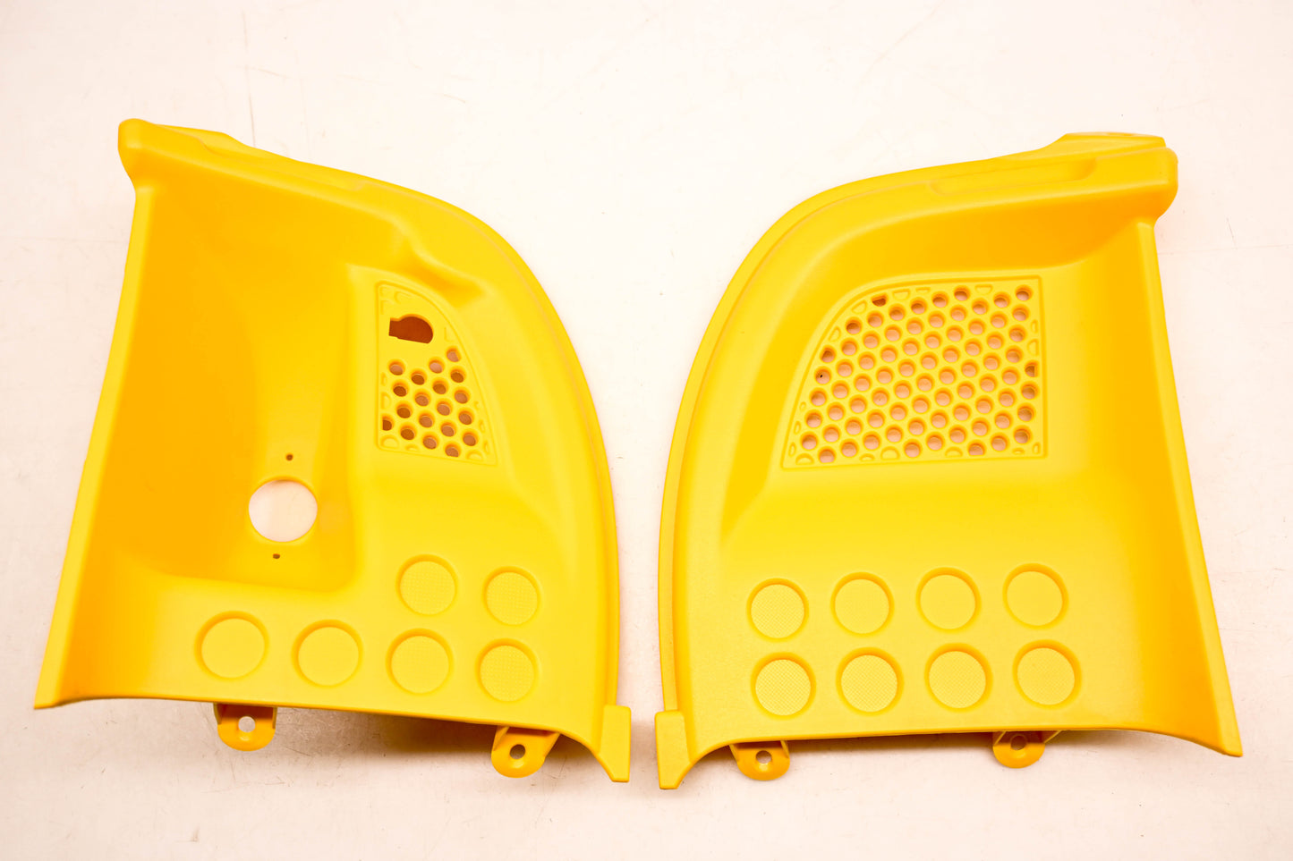 Aftermarket 861778400 Yellow Console NOS
