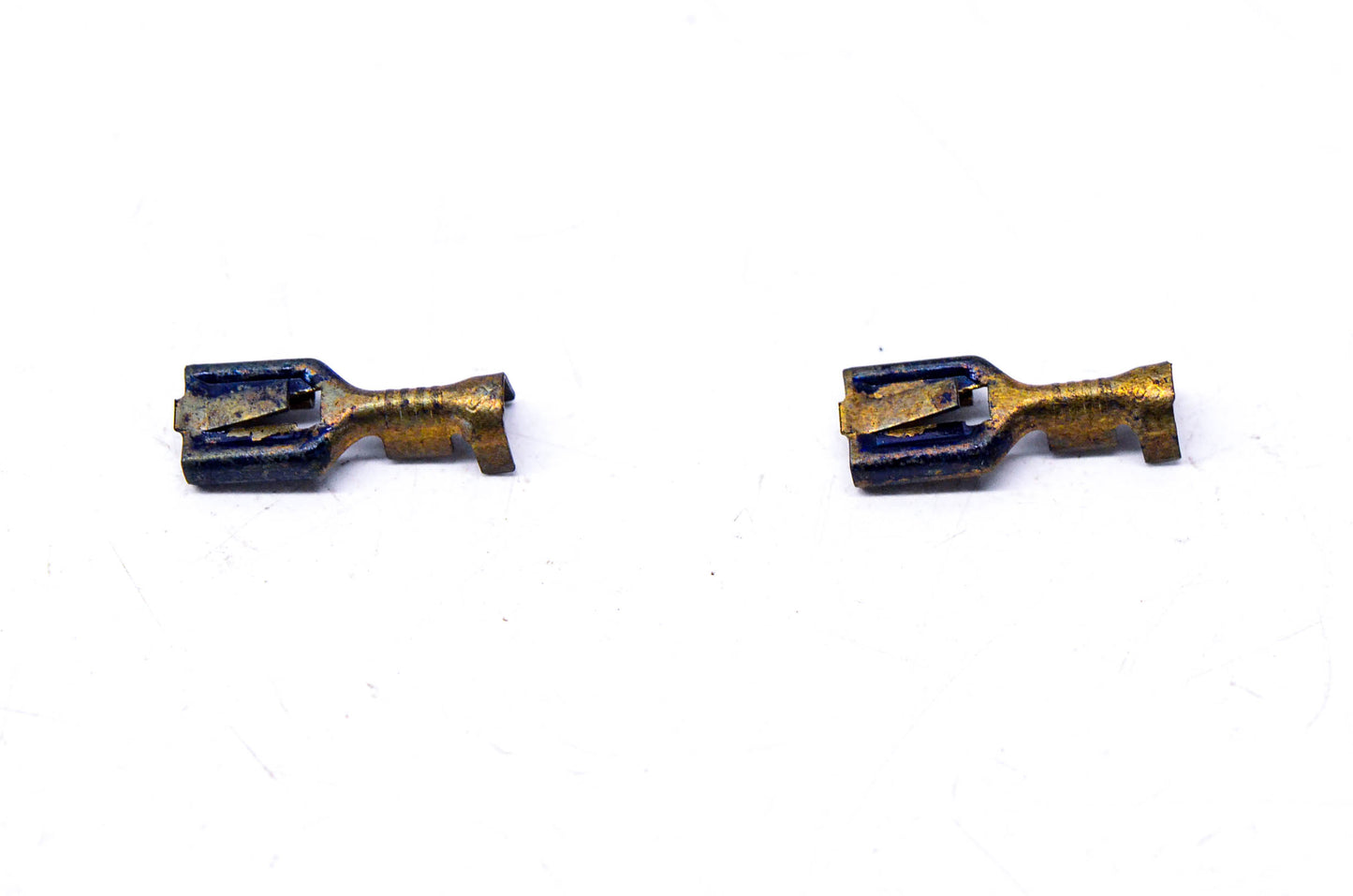 Aftermarket 561503100 Female Terminals Qty 2 NOS