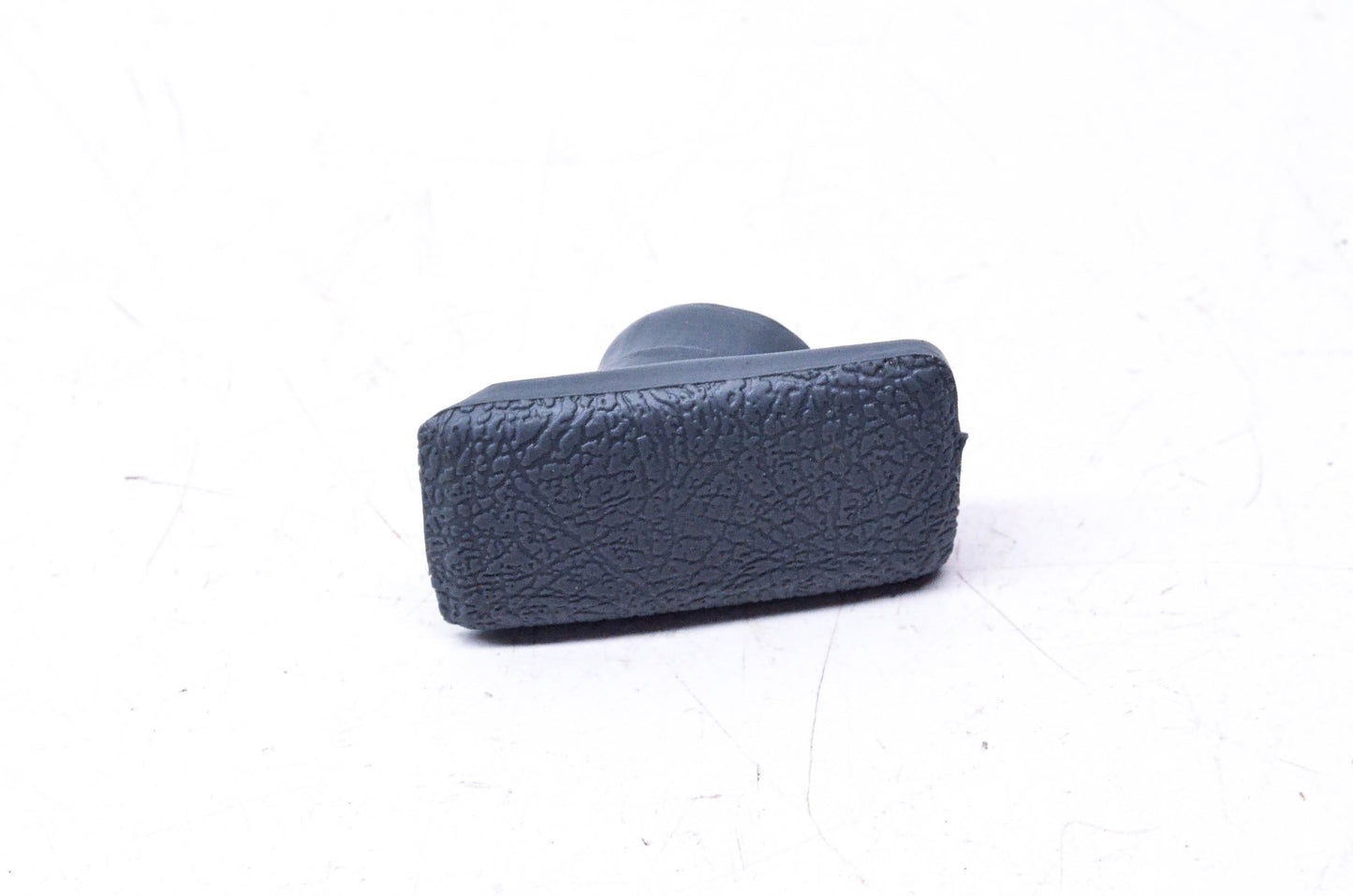 Aftermarket 204070056 Grey Snap Cap NOS