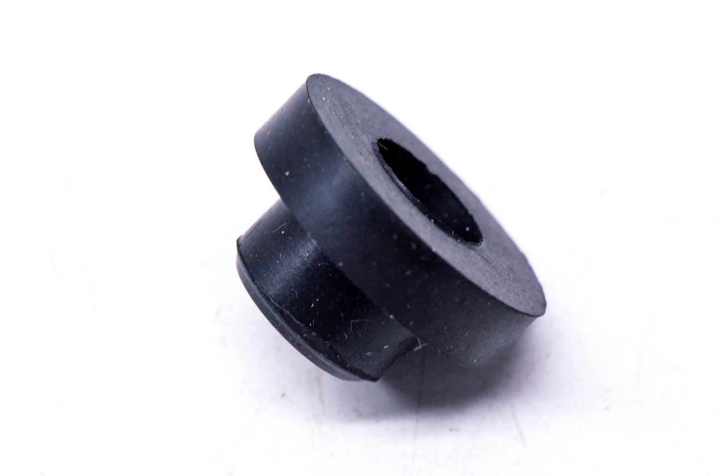 Aftermarket 293720002 Grommet NOS