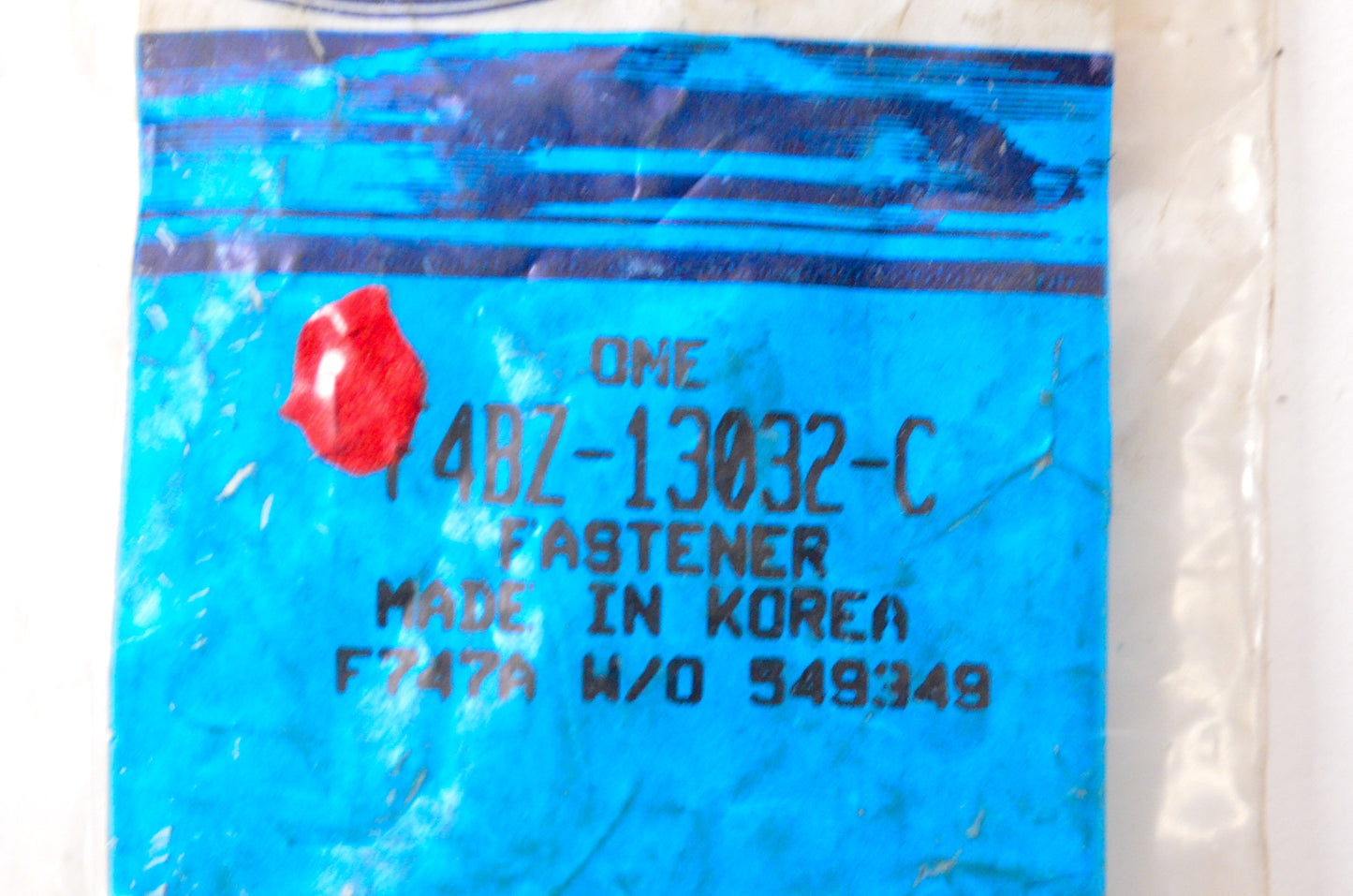 New OEM Ford F4BZ13032C Fastener NOS