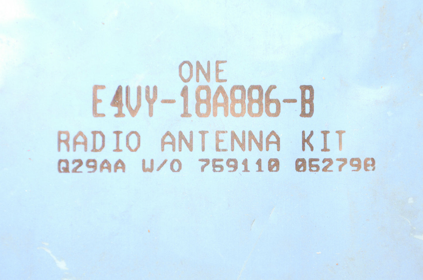 New OEM Ford E4VY18A886B Radio Antenna Kit NOS