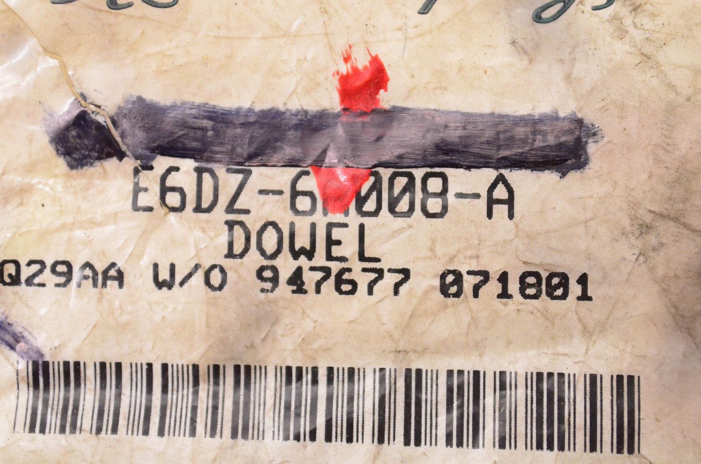 New OEM Ford E6DZ6A008A Dowel NOS