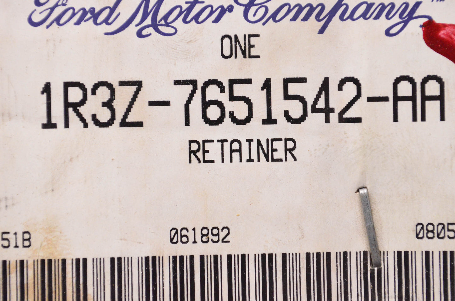 New OEM Ford 1R3Z7651542AA Retainer NOS
