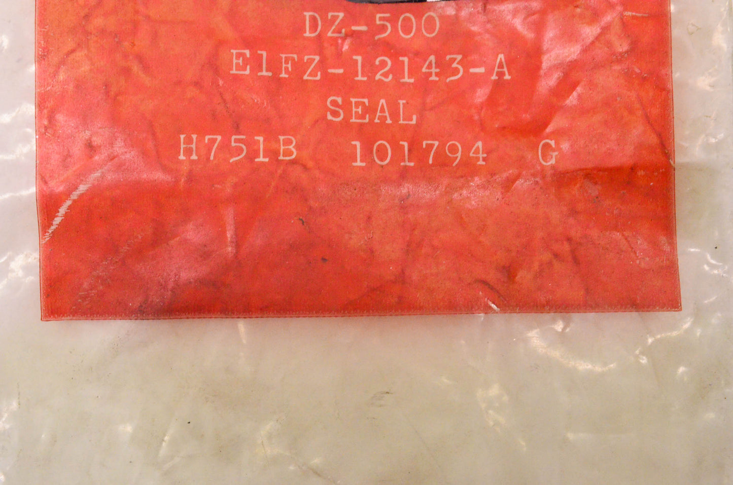 New OEM Ford DZ-500, E1FZ12143A Distributor Mounting Gasket NOS
