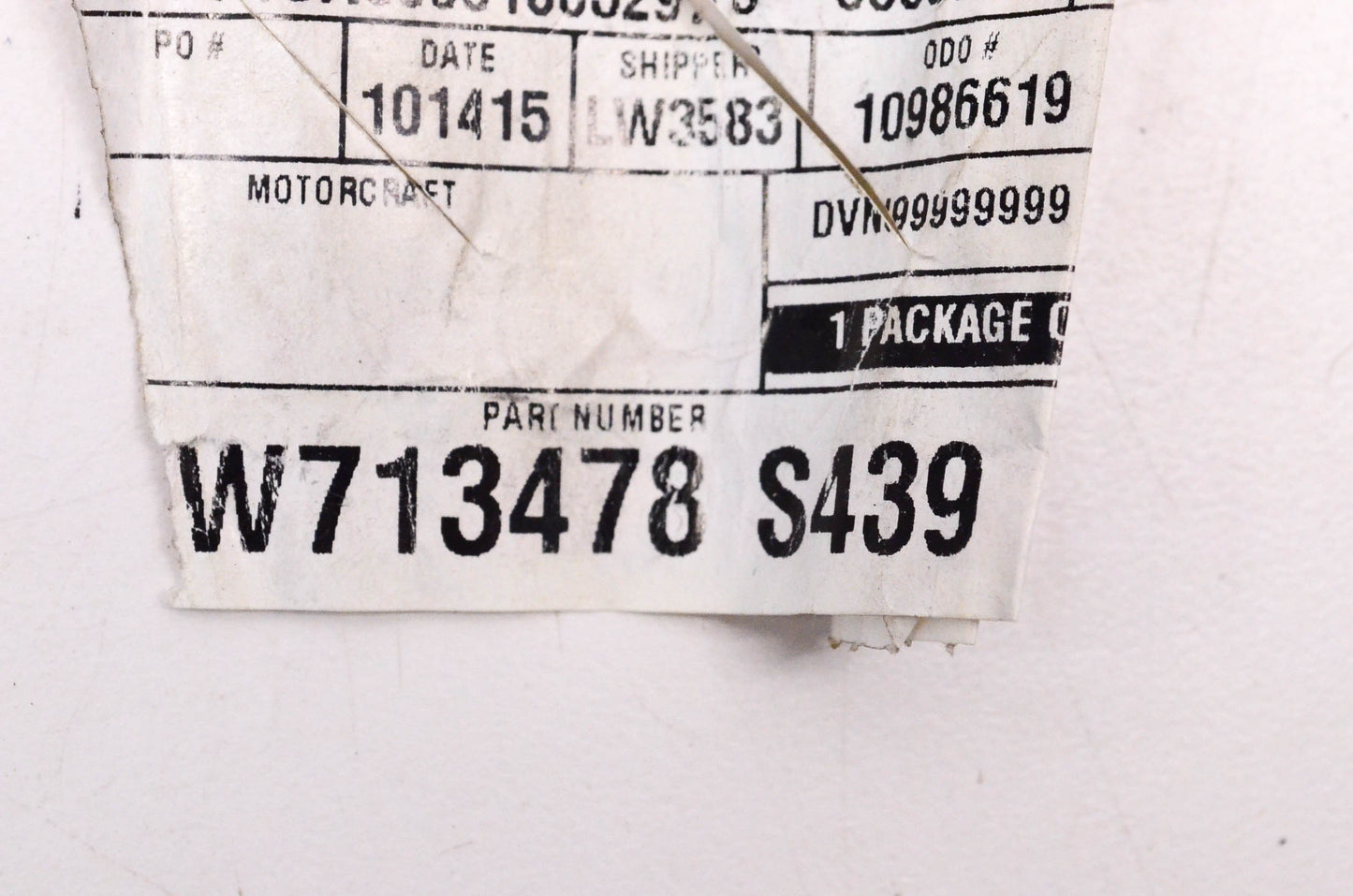 New OEM Ford W713478S439 Steering Gear Mount Bolt NOS