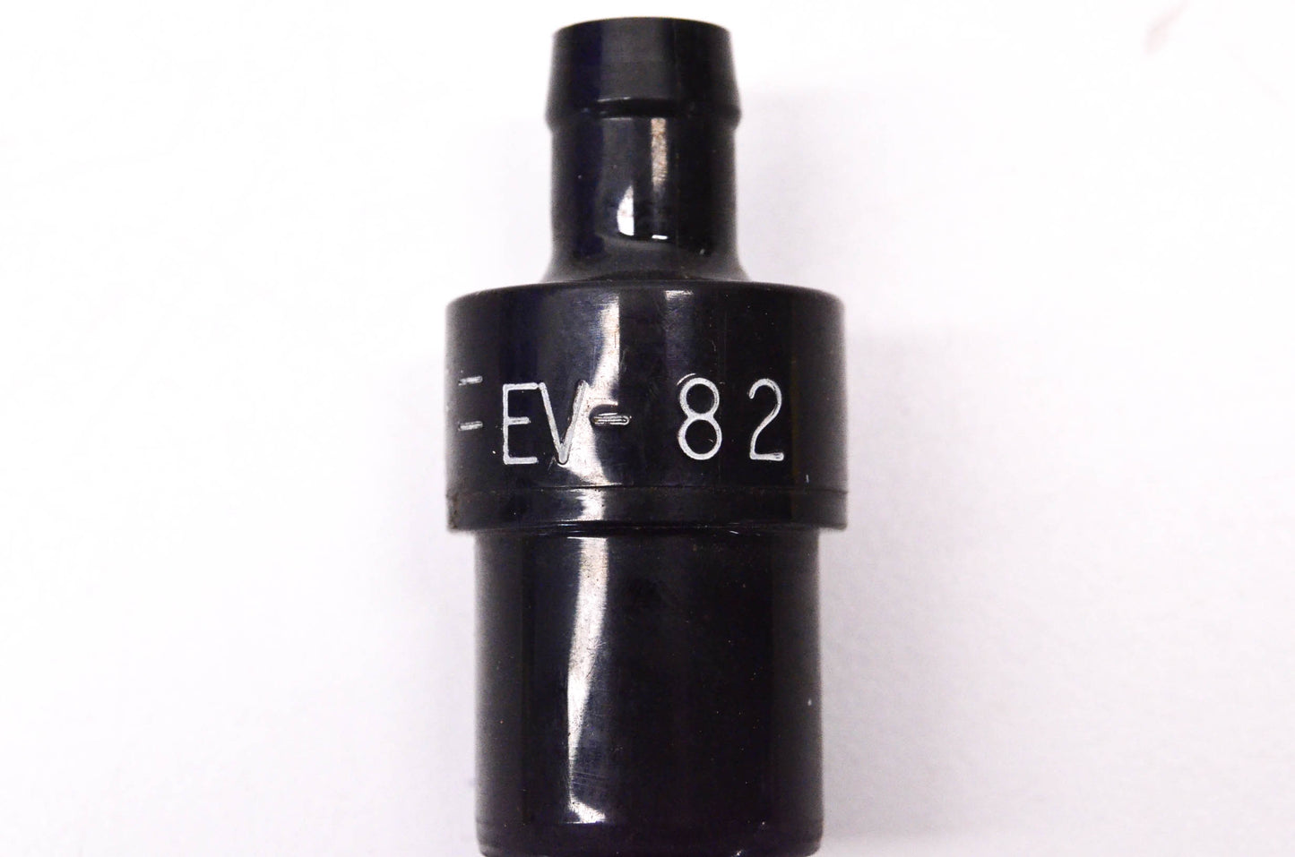 New OEM Ford EV-82, 15-4590-A PCV Valve Kit NOS