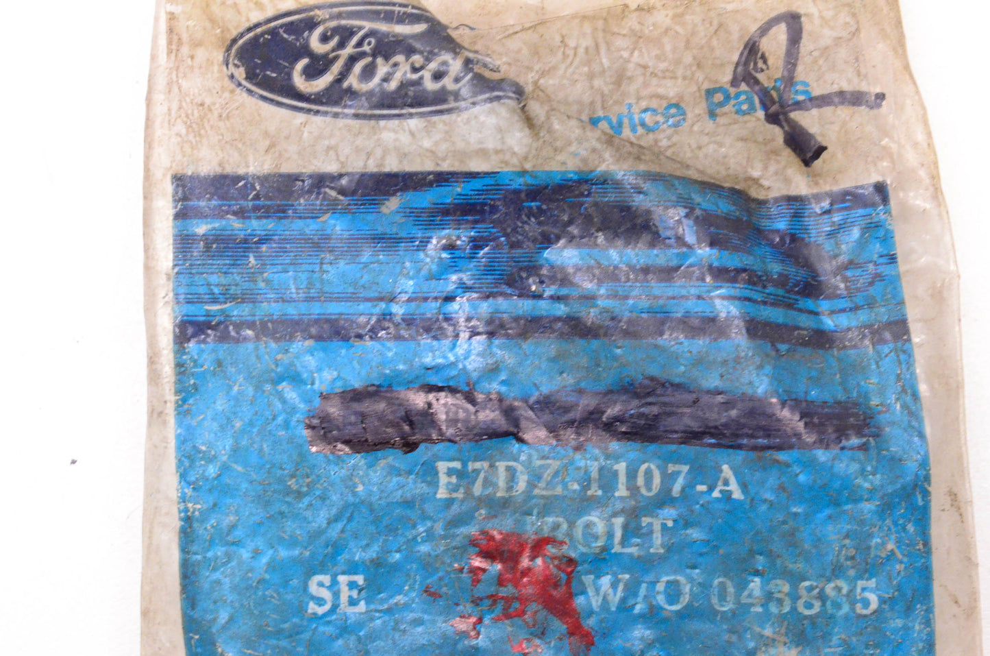 New OEM Ford E7DZ-1107-A Wheel Stud NOS