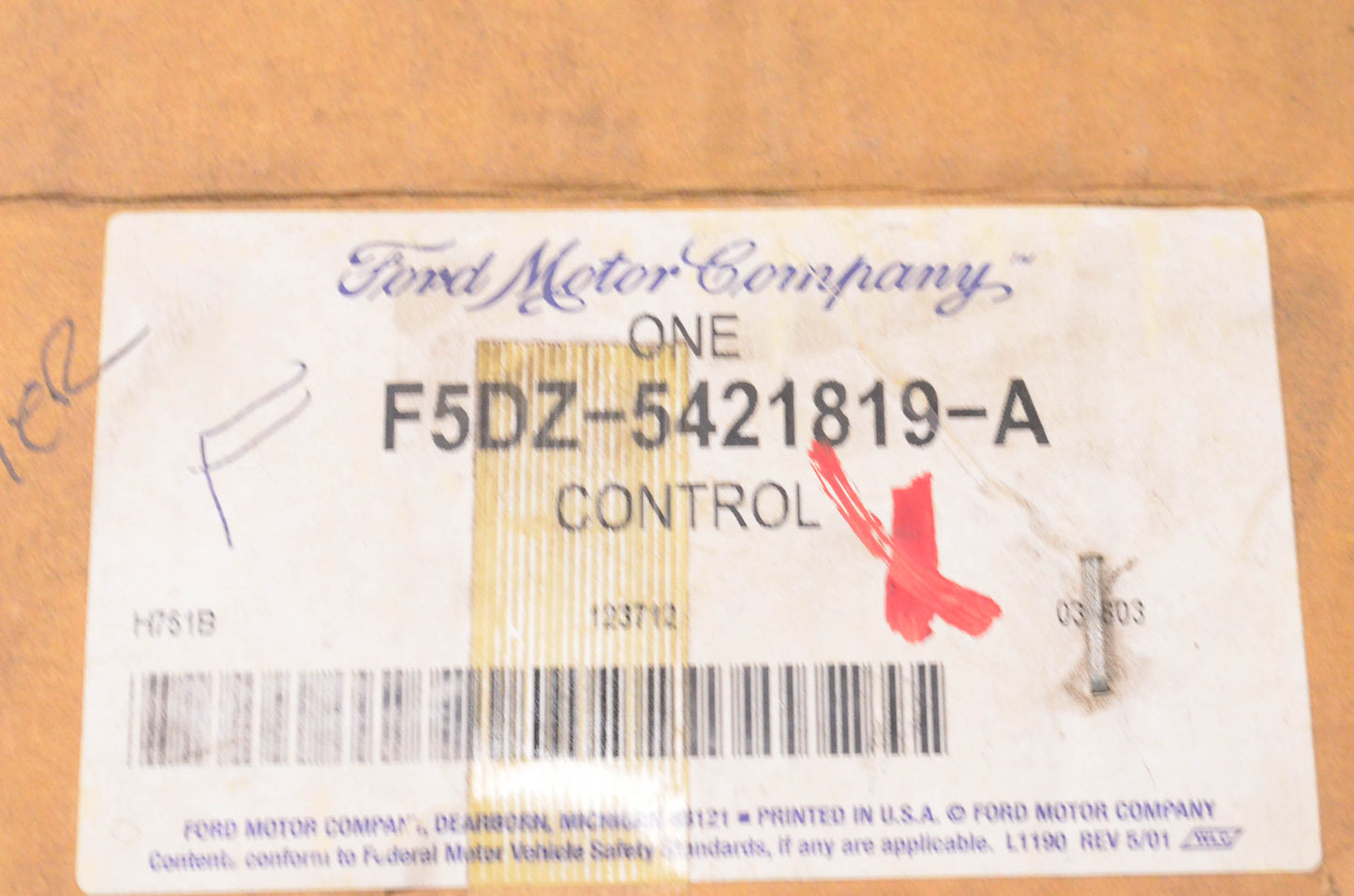 New OEM Ford 1992-1995 Ford Taurus Mercury Sable Interior Door Handle NOS