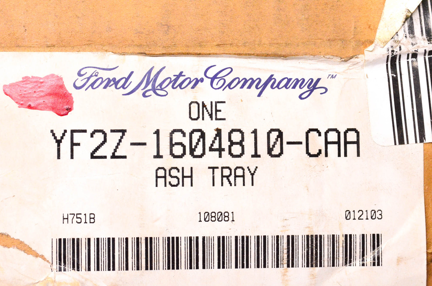 New OEM Ford YF2Z-1604810-CAA 2002-2003 Ford Windstar Ash Tray NOS