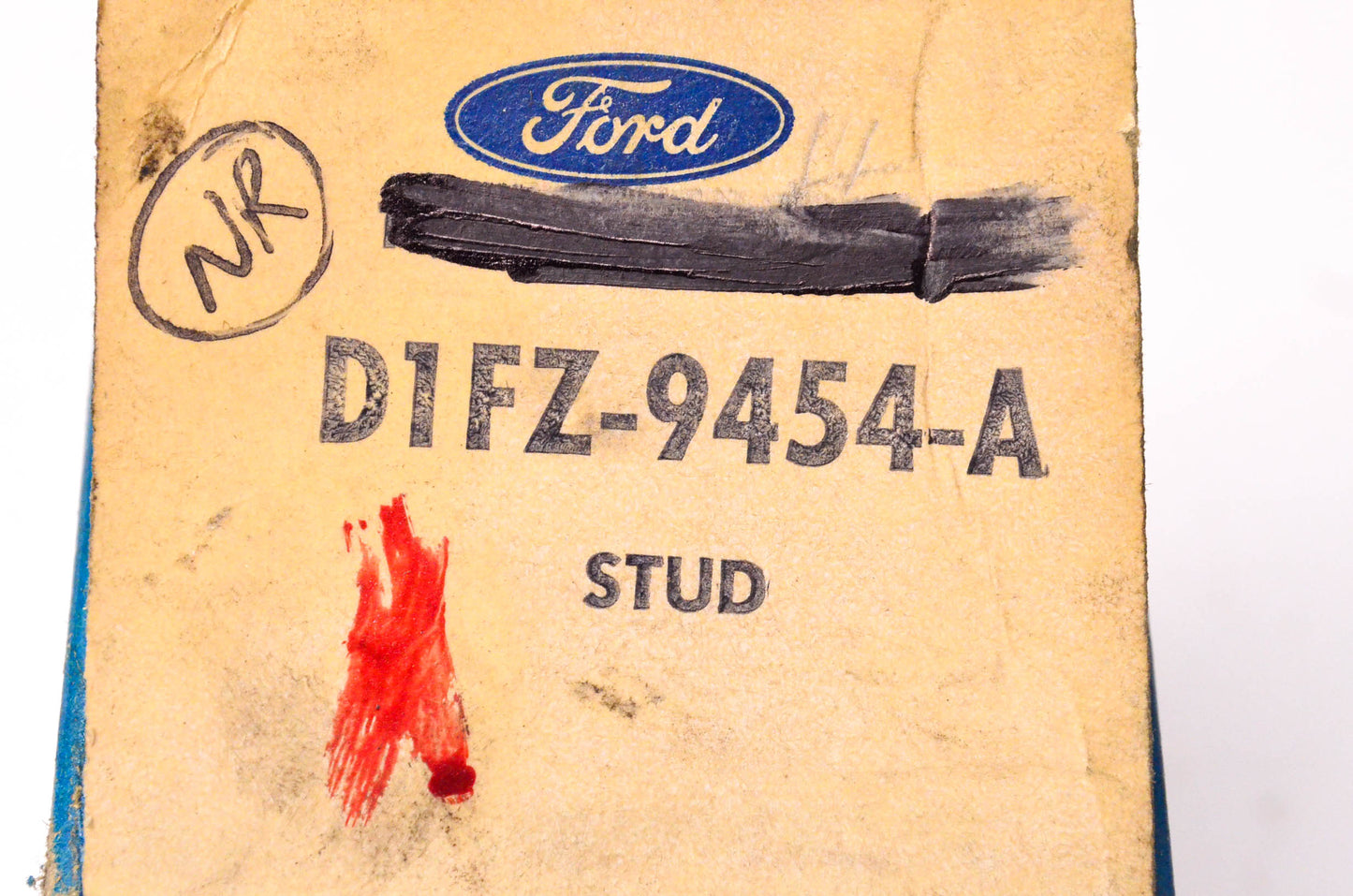 New OEM Ford 71-74 Ford Pinto Exhaust Manifold Flange to Pipe Threaded Stud NOS