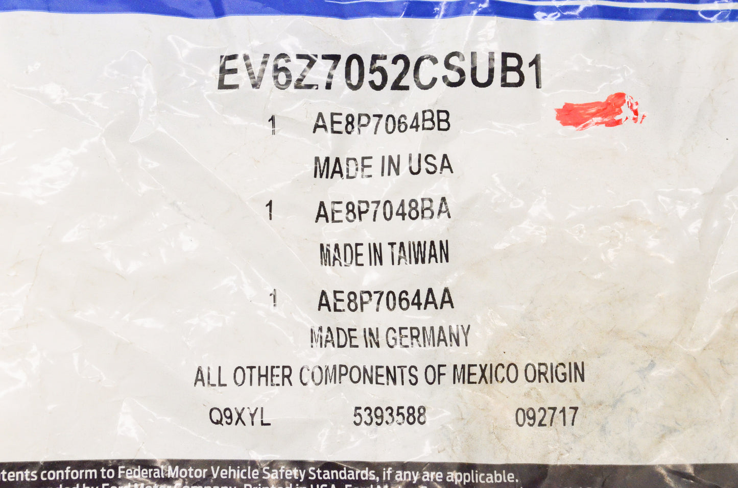 New OEM Ford EV6Z7052CSUB1 Seal Kit NOS