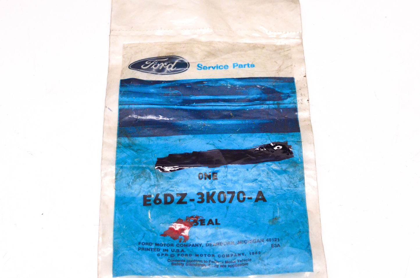 New OEM Ford 1986-1991 Taurus Mercury Sable Front Axle Grease Seal NOS
