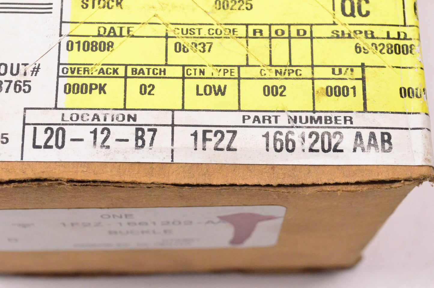 New OEM Ford 1F2Z-1661202-AAB 2001 Windstar Seat Belt Receiver NOS