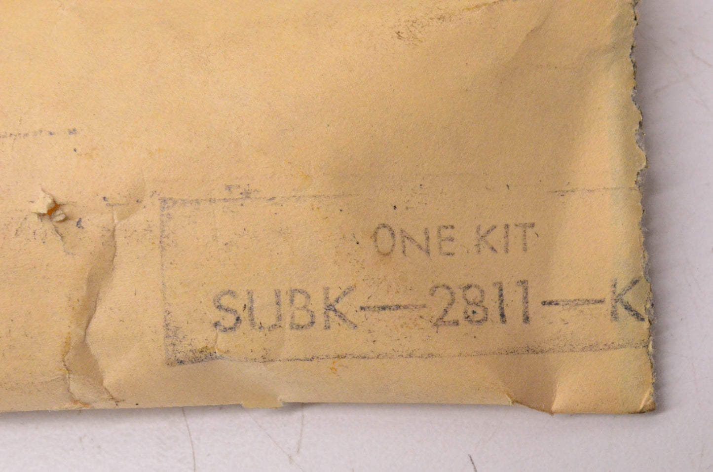 New OEM Ford SUBK-2811-K Exterior Trim Molding Hardware Kit NOS