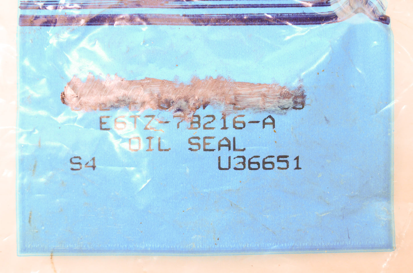 New OEM Ford E6TZ7B216A Oil Seal NOS