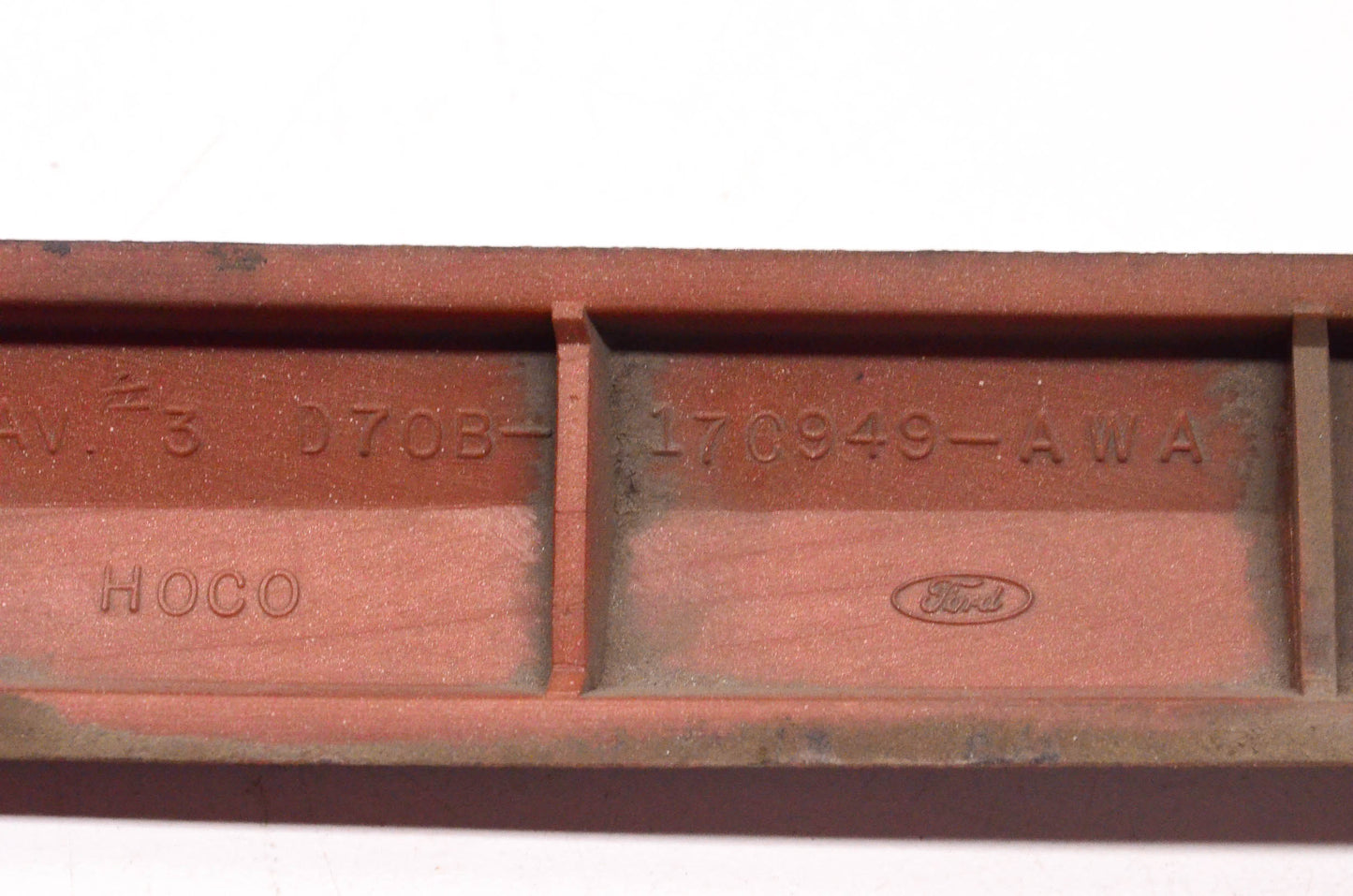 New OEM Ford D7OB-17C949-AWA 1977 Torino Front Bumper Pad NOS