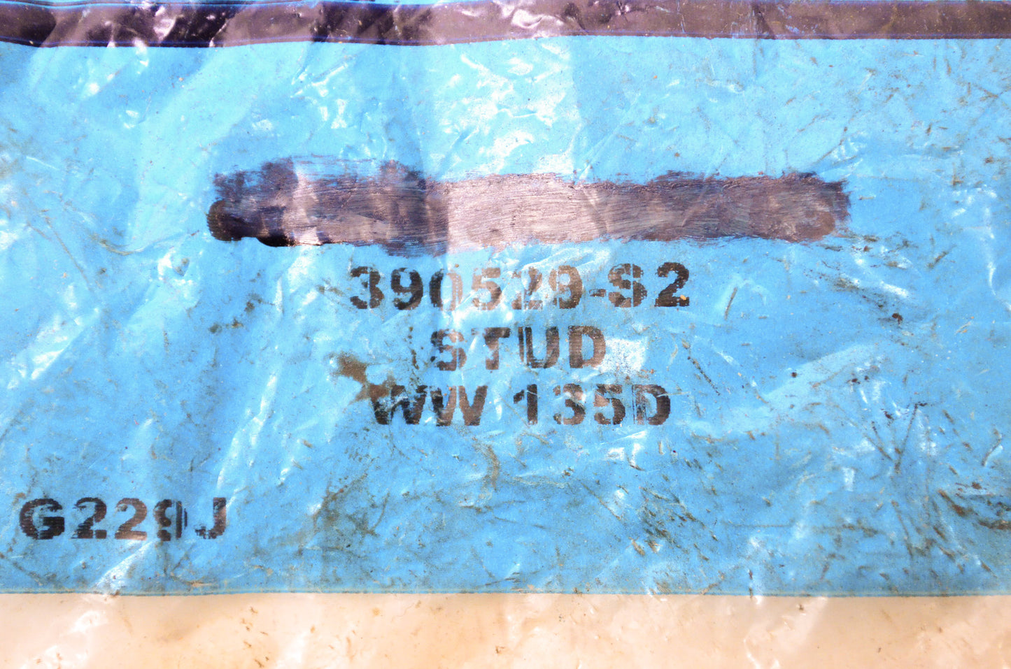 New OEM Ford 390529S2 Stud NOS