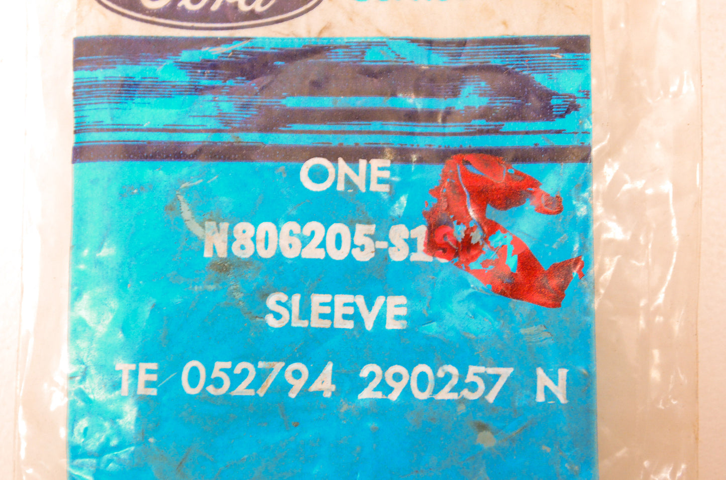 New OEM Ford N806205-S19 Sleeve NOS
