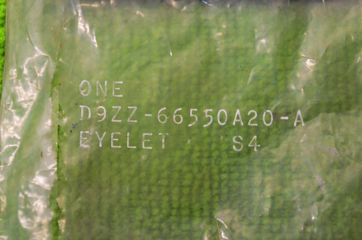 New OEM Ford D9ZZ66550A20A Eyelet Screw NOS