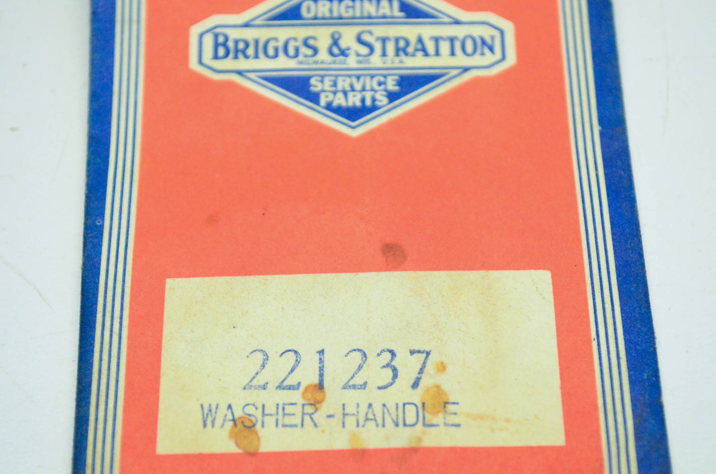 New OEM Briggs & Stratton 221237 Handle Washer NOS