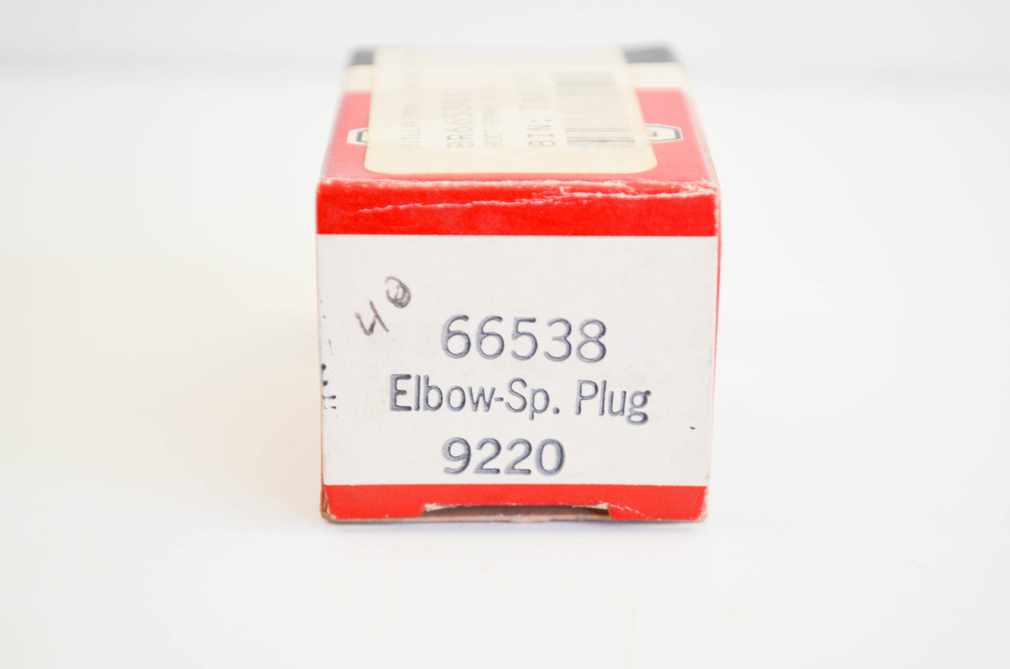 New OEM Briggs & Stratton 66538, 9220 Spark Plug Elbow NOS