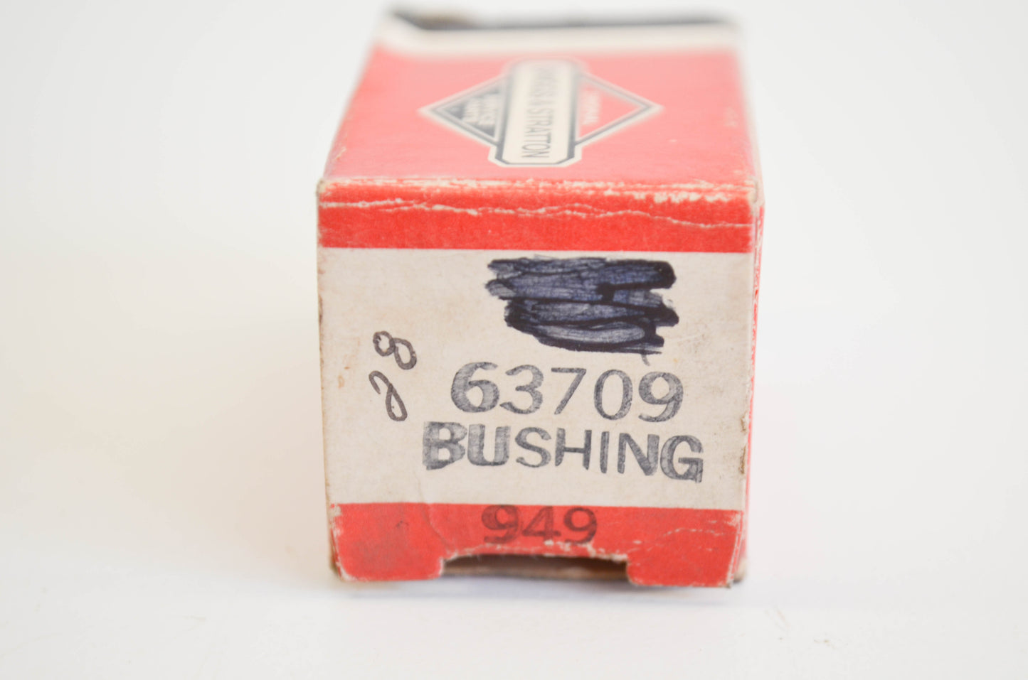 New OEM Briggs & Stratton 63709, 949, BR63709 Bushing NOS