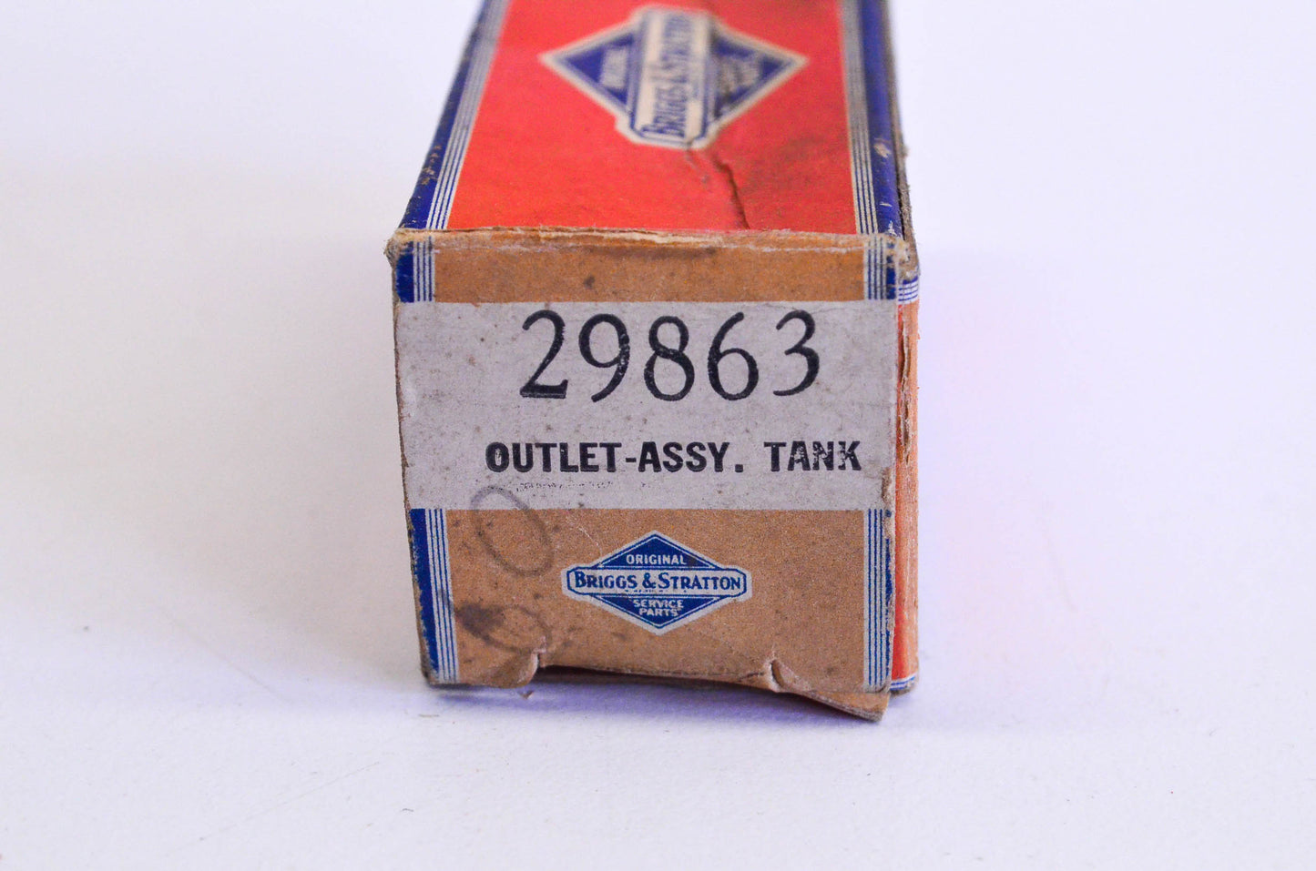 New OEM Briggs & Stratton 29863 Tank Outlet Assembly NOS