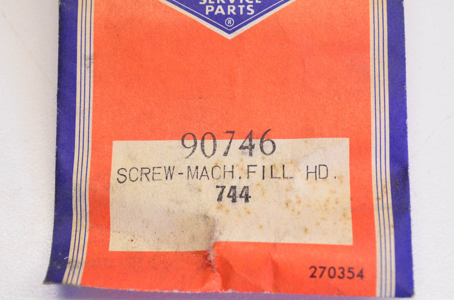 New OEM Briggs & Stratton 90746, 690278 Machine Screw NOS