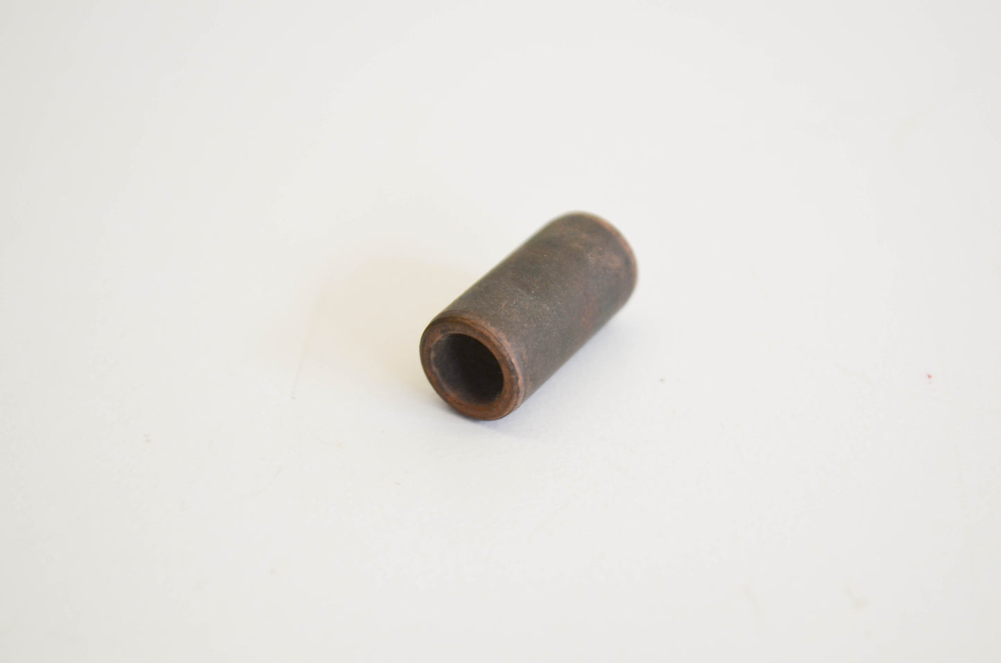 New OEM Briggs & Stratton 262001, BR262001 Guide Bushing NOS