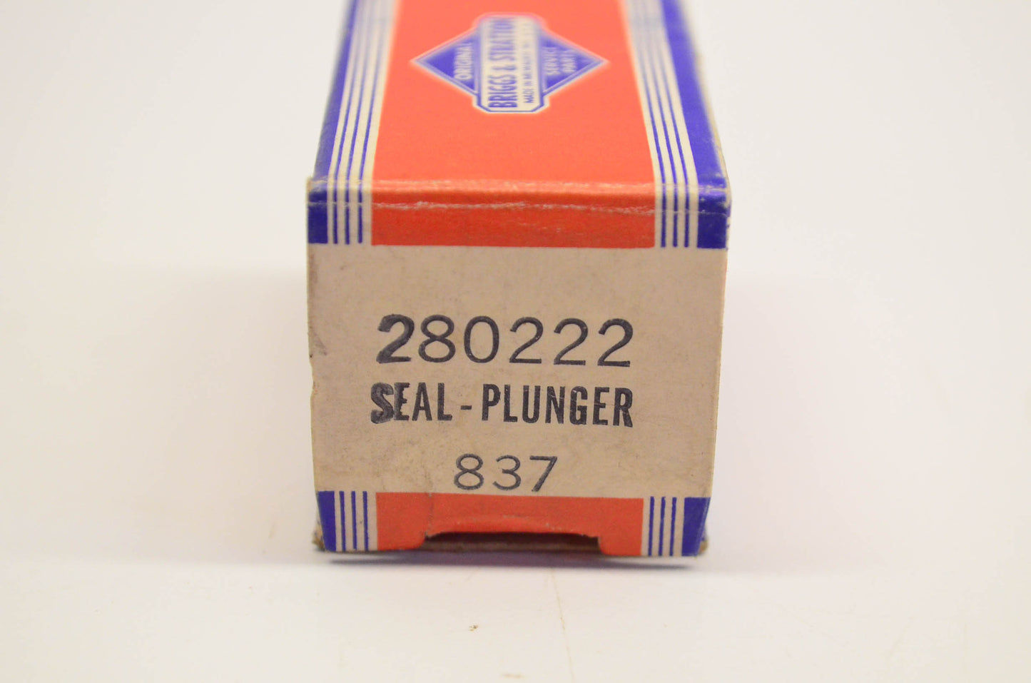New OEM Briggs & Stratton 280222, 837 Plunger Seal NOS